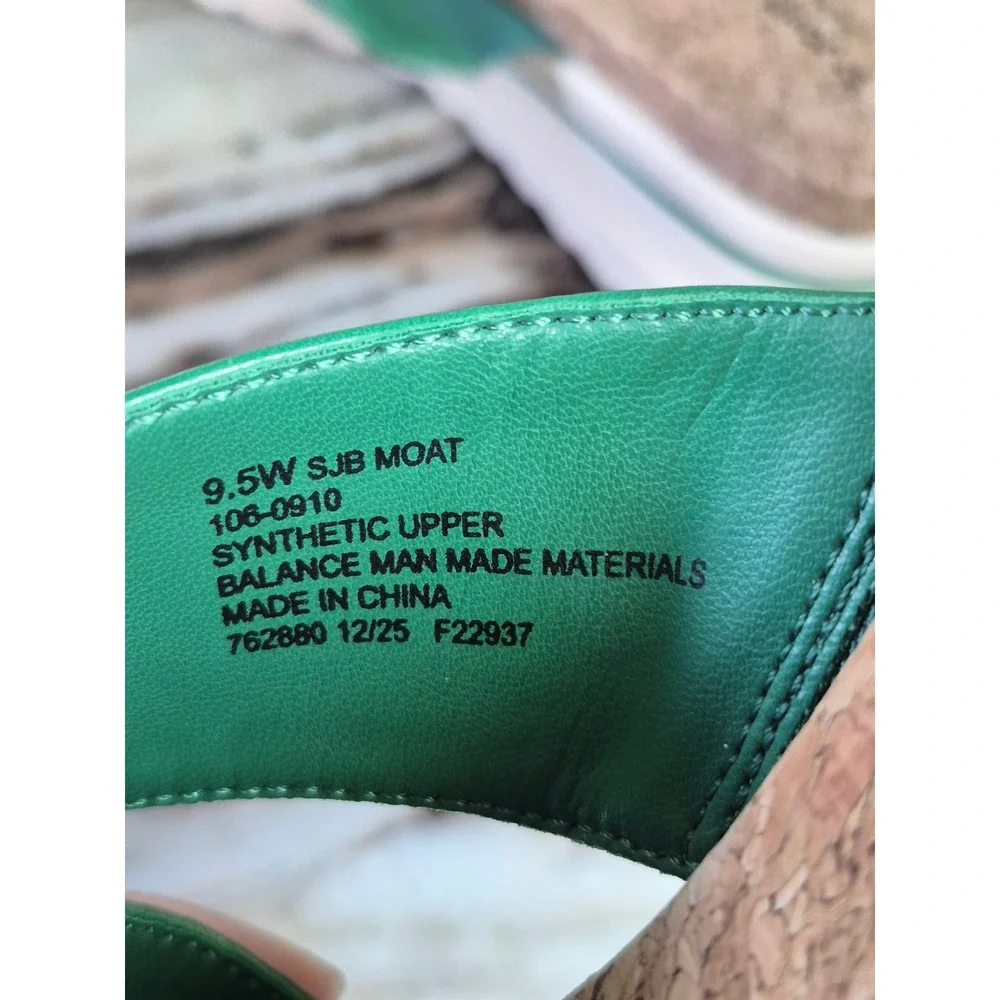 St Johns Bay Moat Green Platform Sandals Cork Memory Foam Slides Womens 9.5W